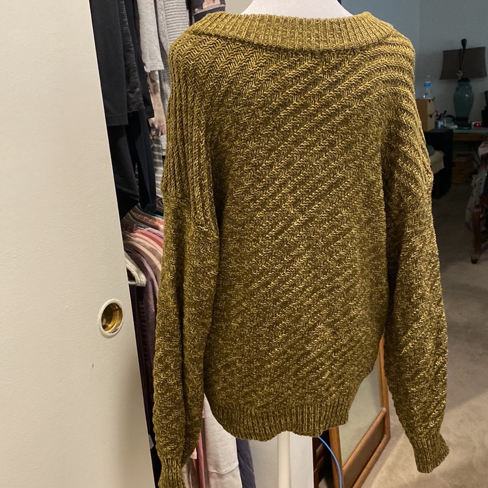 Universal Thread Knit Sweater - Picture 2 of 3